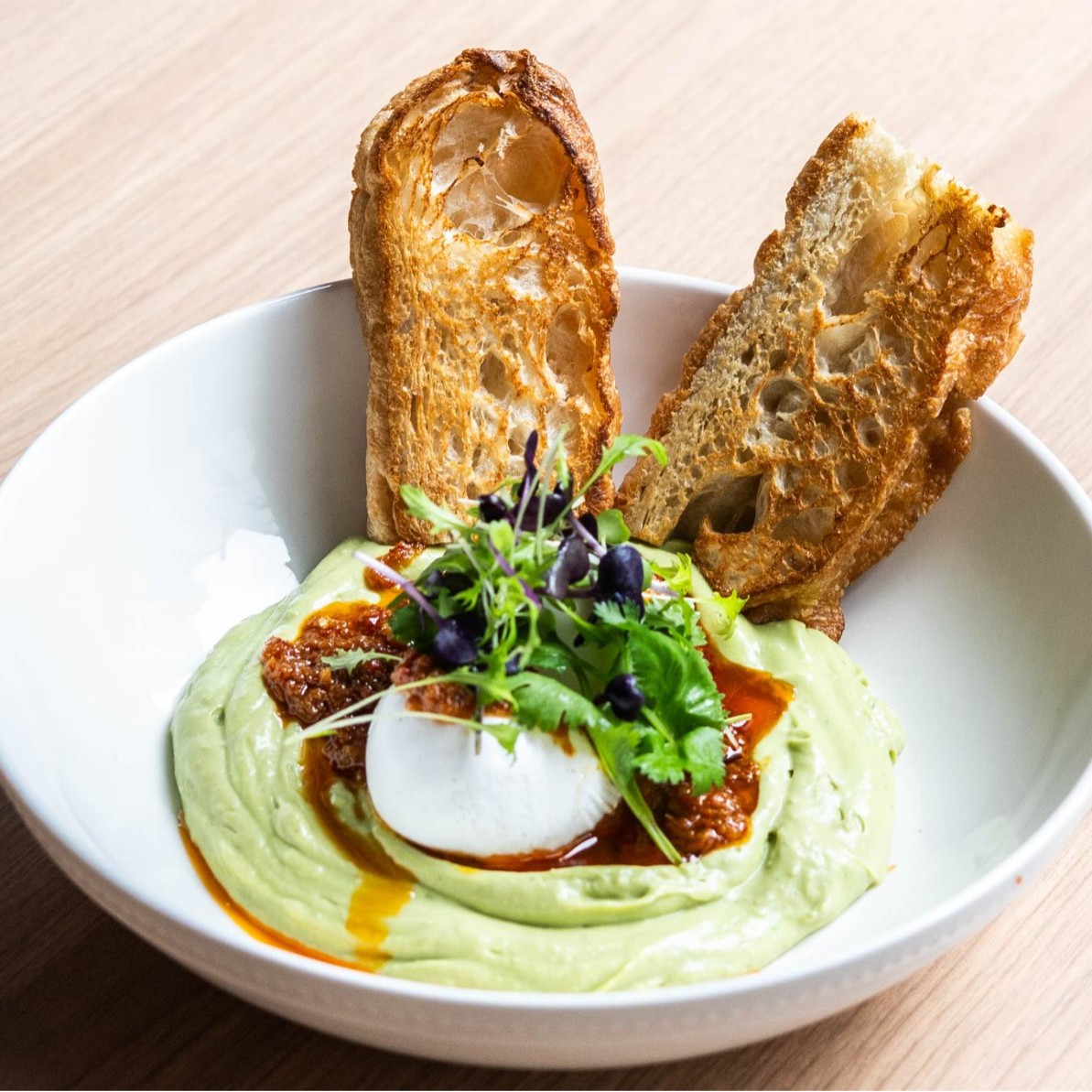 Creamy Avo Chilli & Eggs